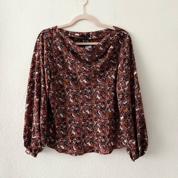 Floral Patterned Long sleeve Cowl Neck Size MP - Picture 2 of 12